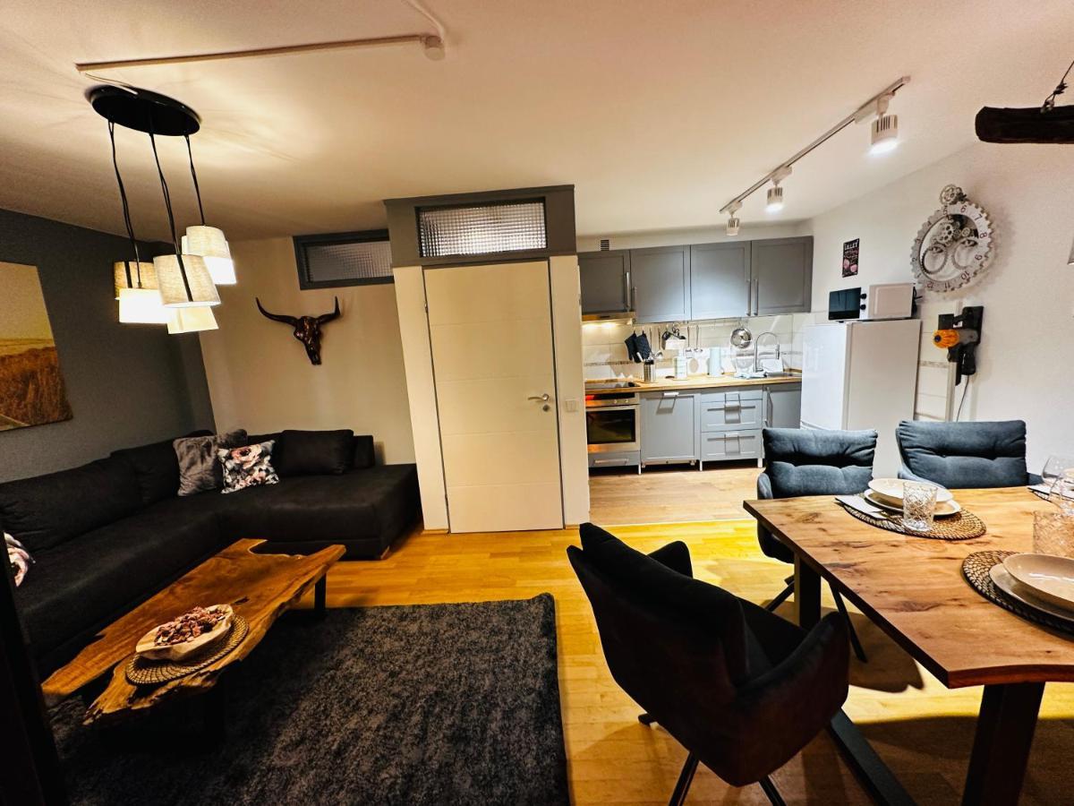 Stilvoll-Mit Balkon- Zentral - Netflix-Nespresso Daire Essen Dış mekan fotoğraf